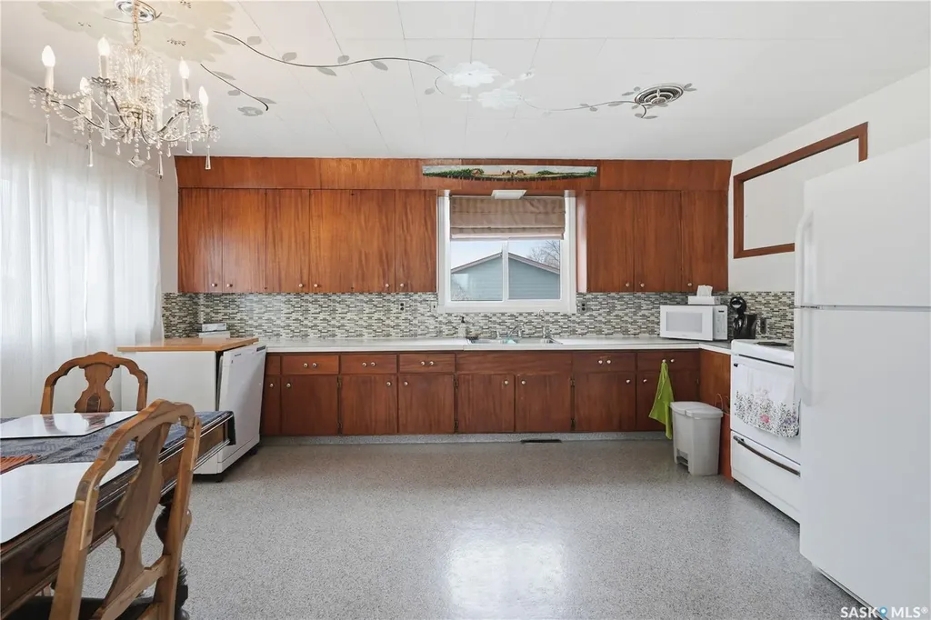 302 2nd Avenue W Blaine Lake SK S0J 0J0