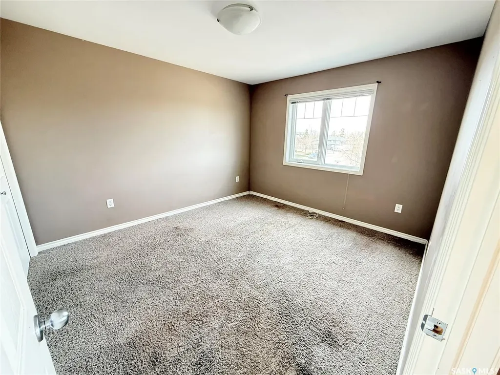 602 Barber Crescent Weyburn SK S4H 0M9