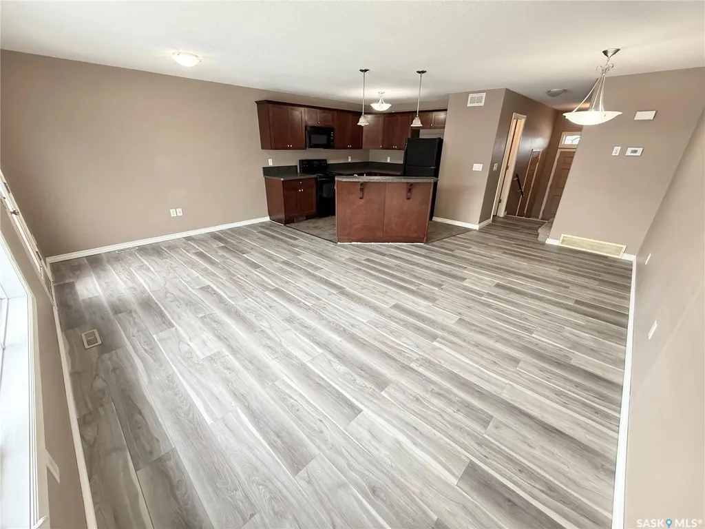 602 Barber Crescent Weyburn SK S4H 0M9