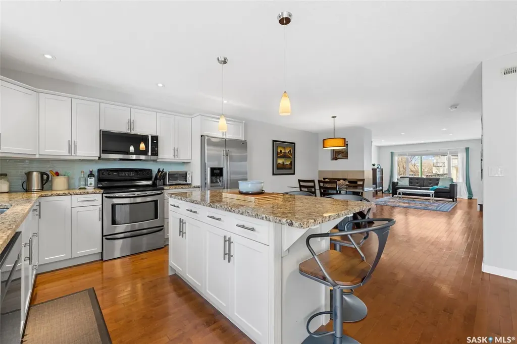 2215 Wascana Street Regina SK S4T 4K3
