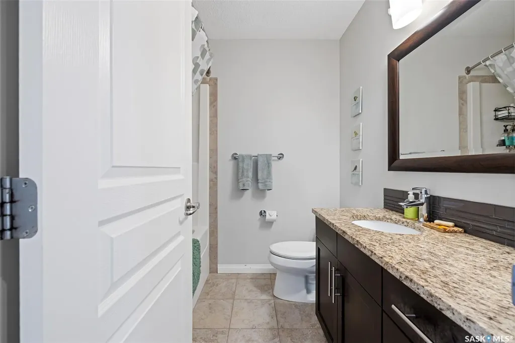 2215 Wascana Street Regina SK S4T 4K3