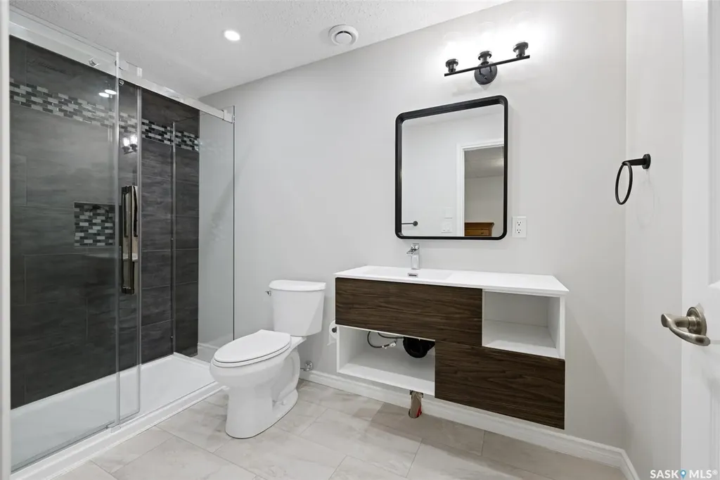2215 Wascana Street Regina SK S4T 4K3