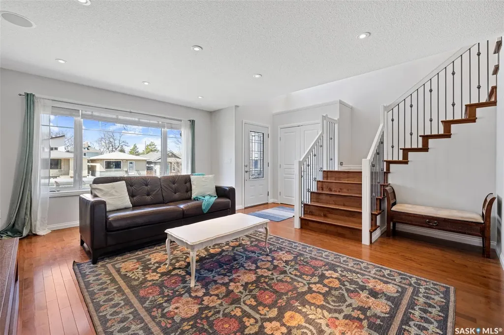 2215 Wascana Street Regina SK S4T 4K3