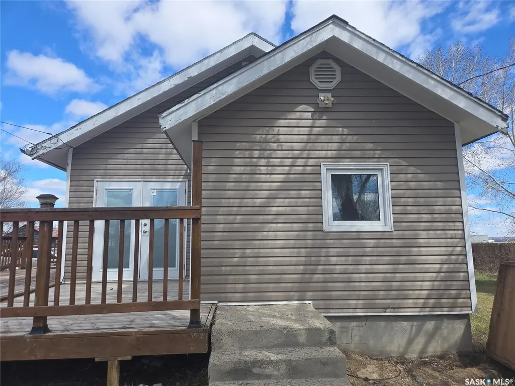 601 Souris Avenue Arcola SK S0C 0G0