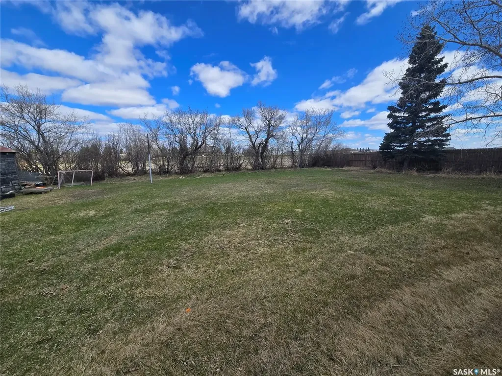 601 Souris Avenue Arcola SK S0C 0G0