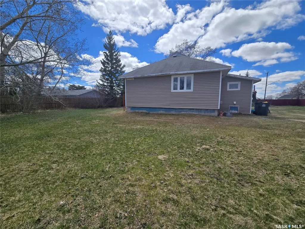 601 Souris Avenue Arcola SK S0C 0G0