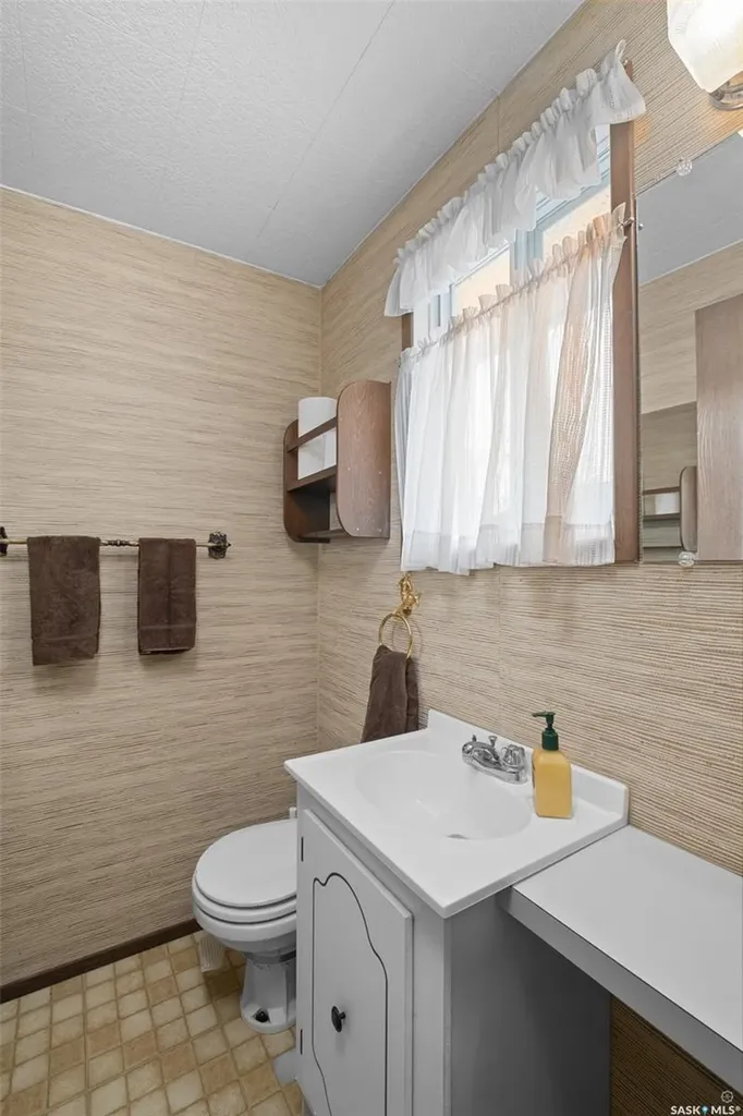 201 Agnes Street Lakeland Rm No. 521 SK S0J 0N0