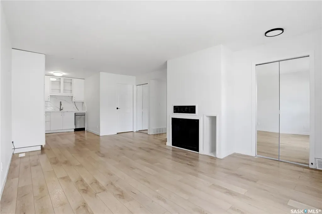 6501 Rochdale Boulevard Regina SK S4X 2Z1