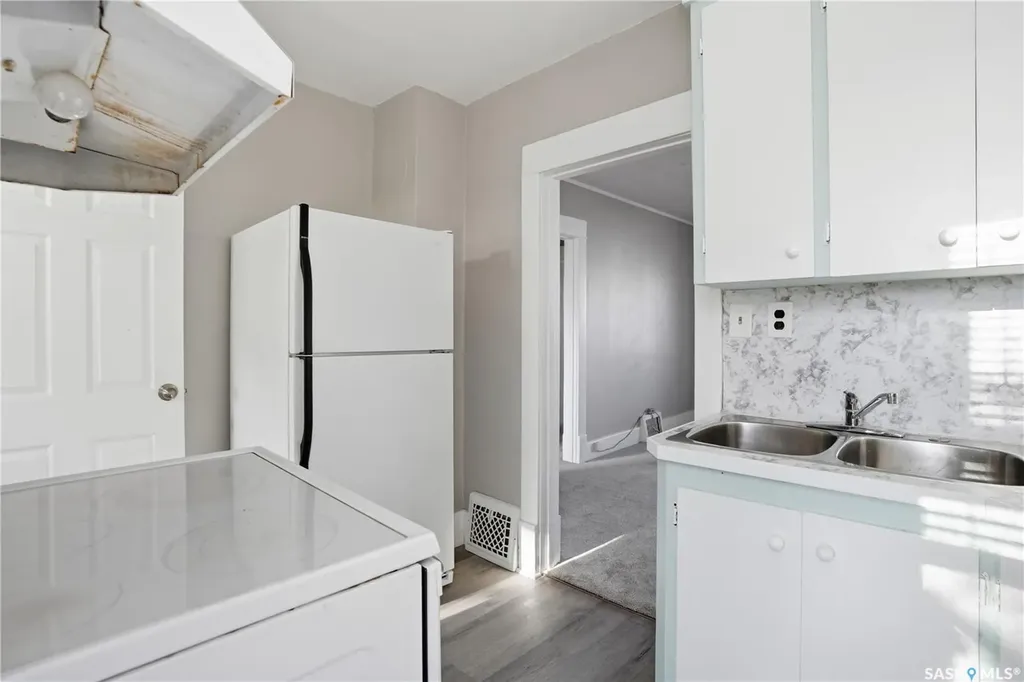 1008 Retallack Street Regina SK S4T 2H3