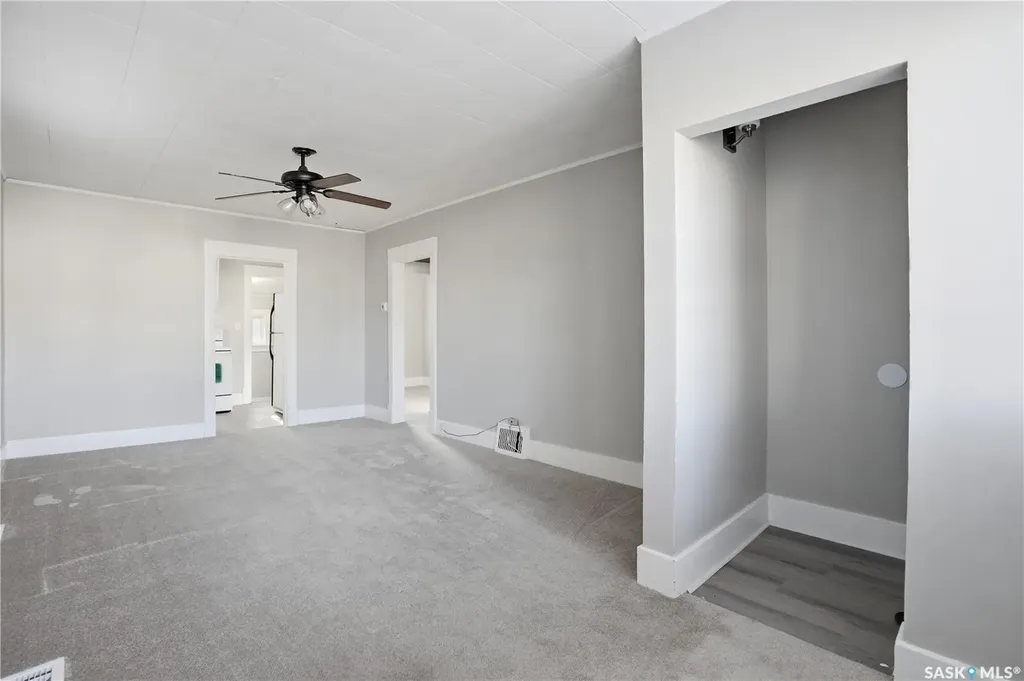 1008 Retallack Street Regina SK S4T 2H3