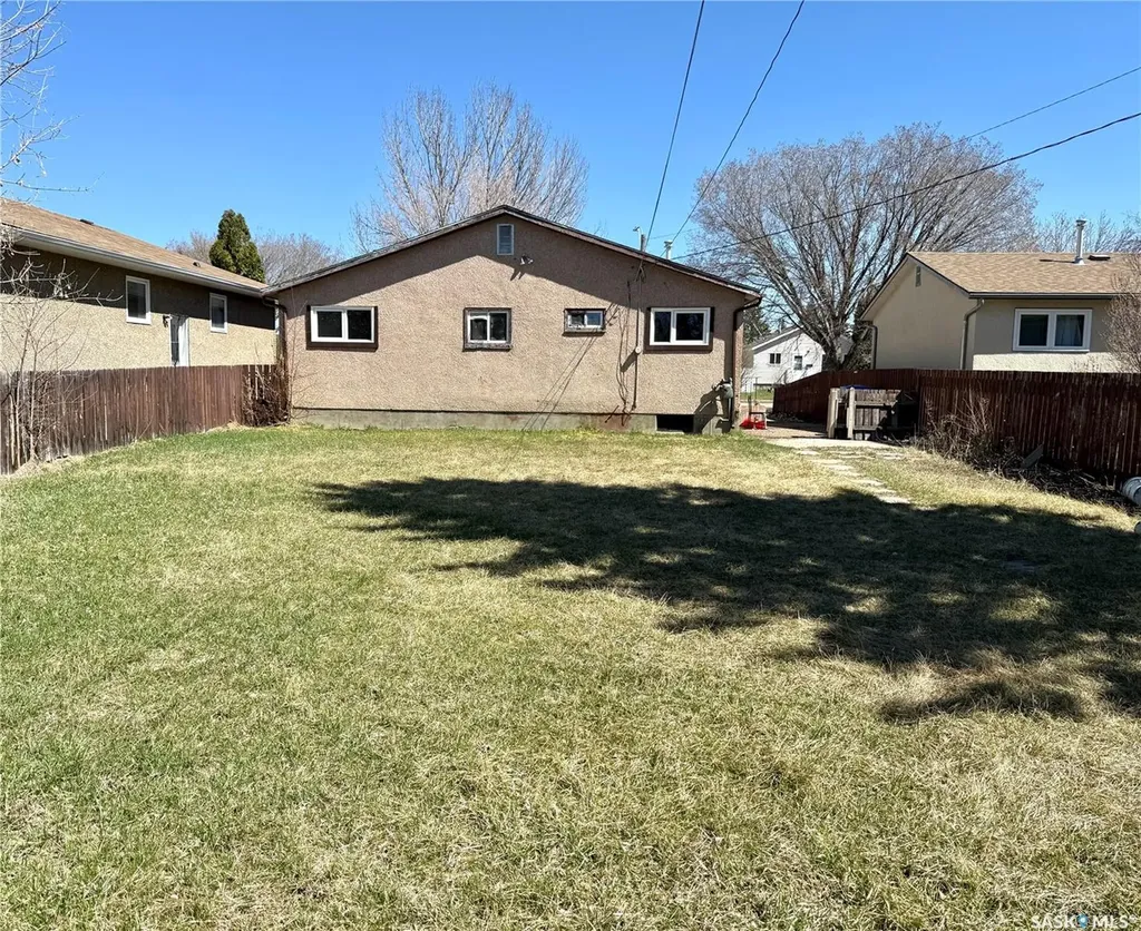 671 102nd Street North Battleford SK S9A 1C9