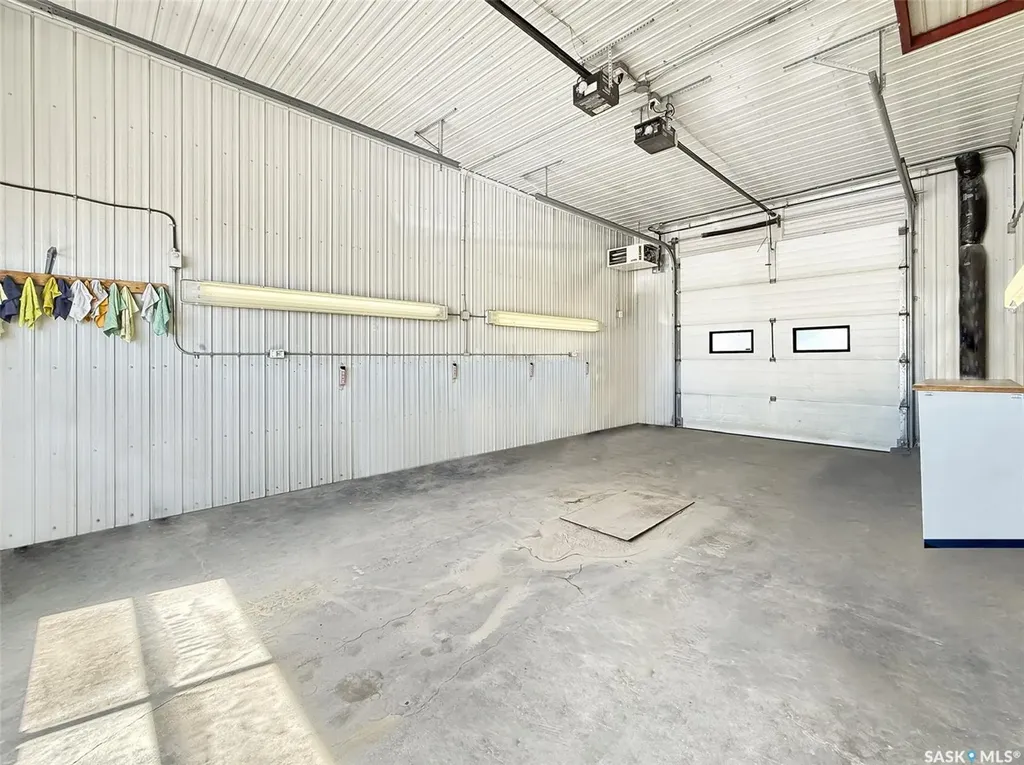 801 Cheadle Street W Swift Current SK S9H 0C2