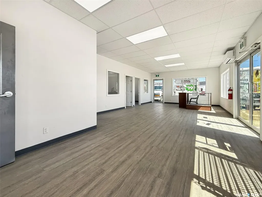 801 Cheadle Street W Swift Current SK S9H 0C2