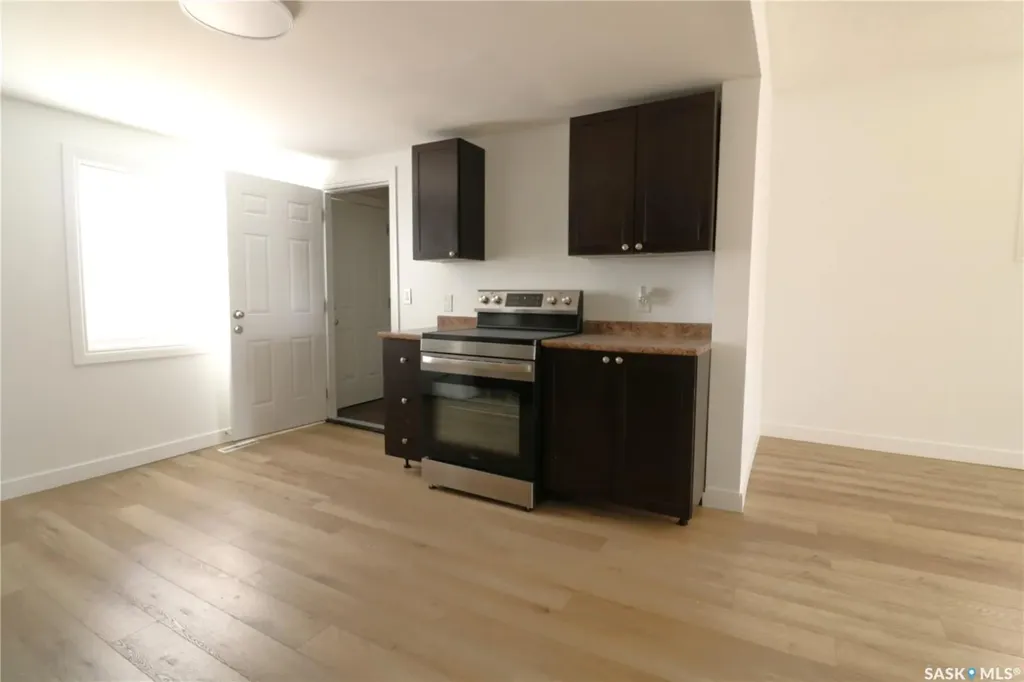544 Osler Street Regina SK S4R 1W1