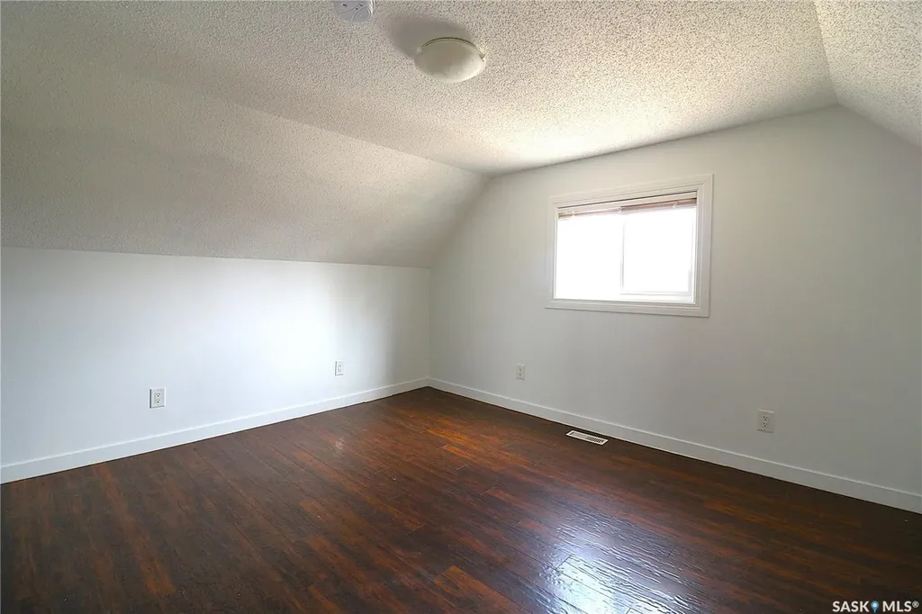 544 Osler Street Regina SK S4R 1W1