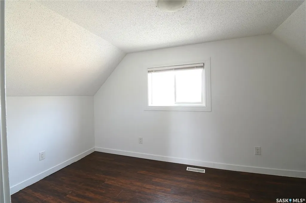 544 Osler Street Regina SK S4R 1W1