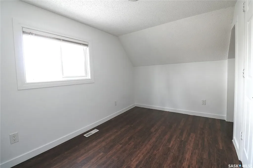 544 Osler Street Regina SK S4R 1W1
