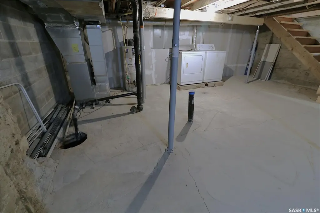 544 Osler Street Regina SK S4R 1W1