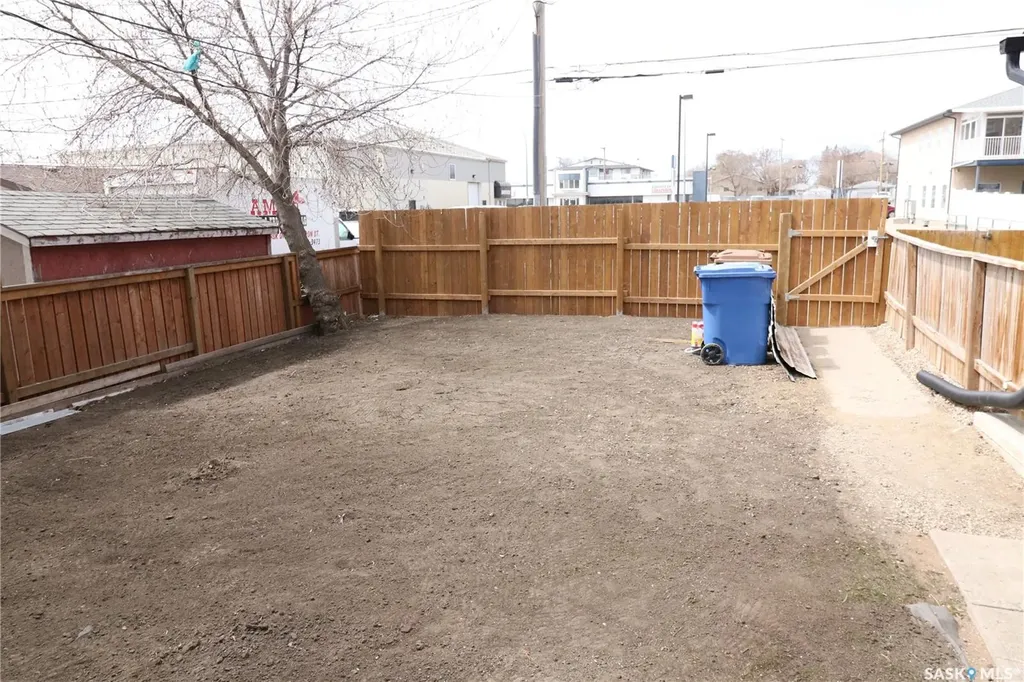 544 Osler Street Regina SK S4R 1W1