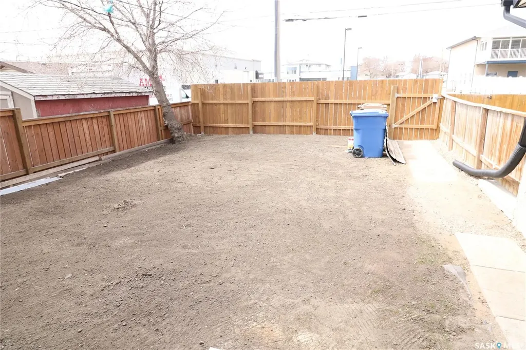544 Osler Street Regina SK S4R 1W1