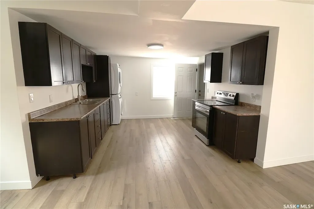 544 Osler Street Regina SK S4R 1W1