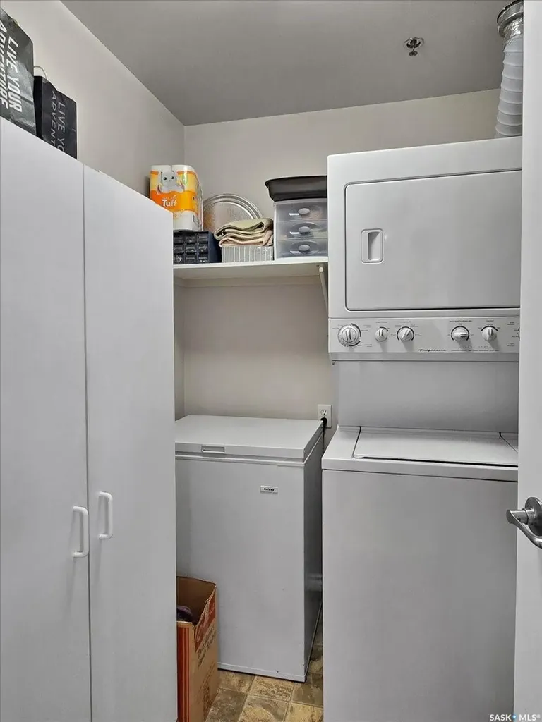 902 Spadina Crescent E Saskatoon SK S7K 0G8