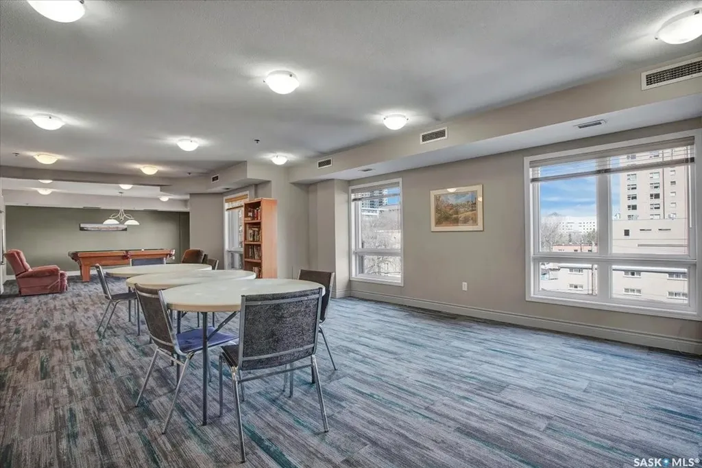 902 Spadina Crescent E Saskatoon SK S7K 0G8