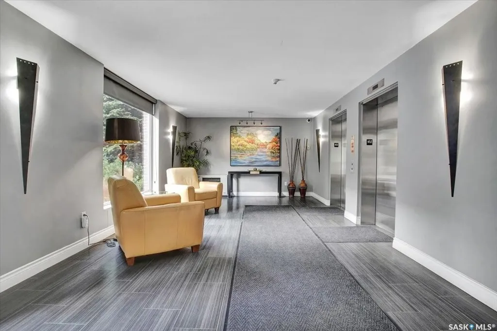 902 Spadina Crescent E Saskatoon SK S7K 0G8