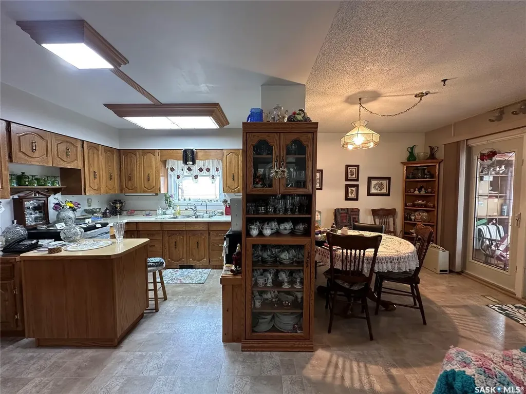 32 4th Street SE Preeceville SK S0A 3B0