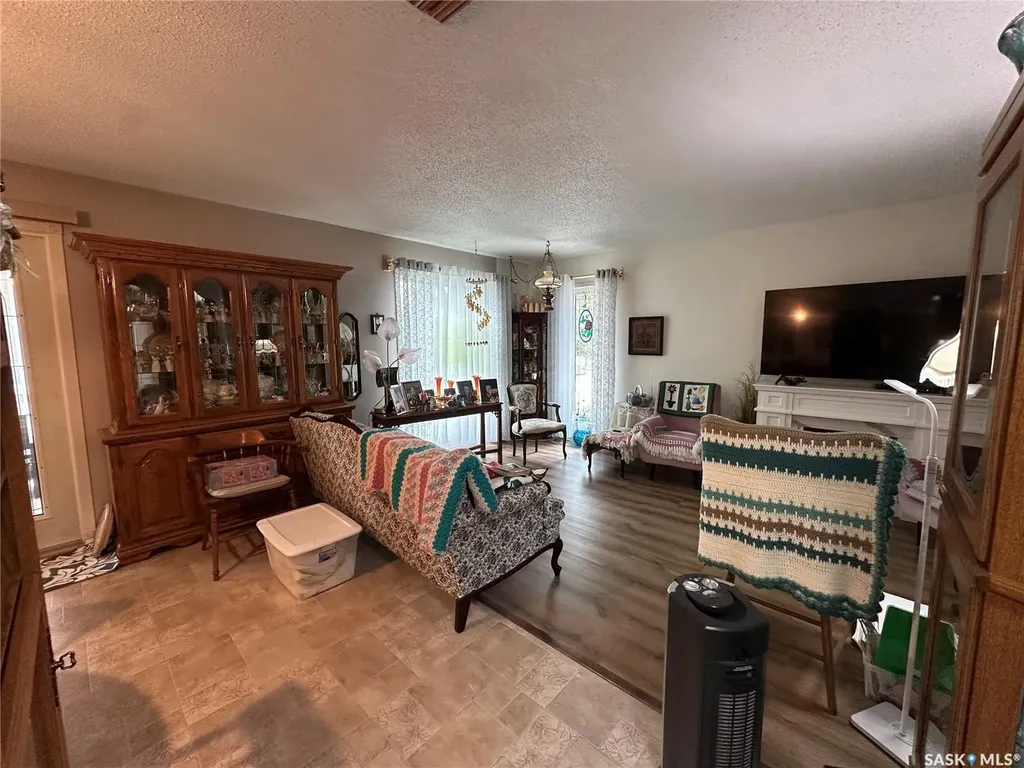 32 4th Street SE Preeceville SK S0A 3B0
