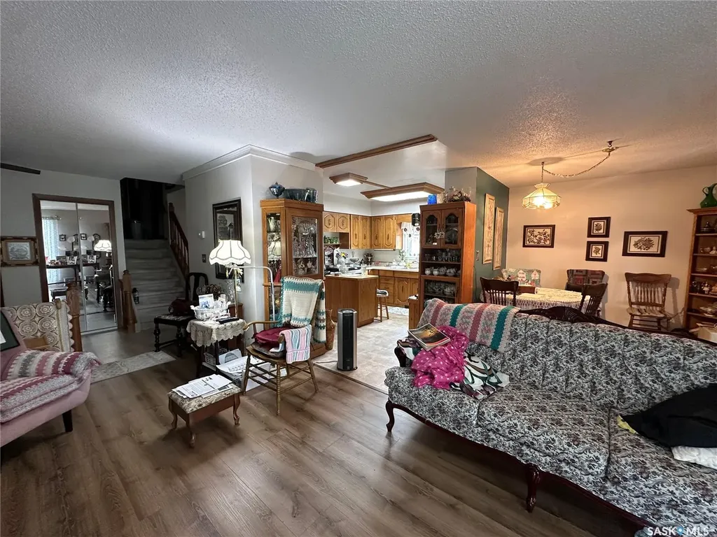 32 4th Street SE Preeceville SK S0A 3B0