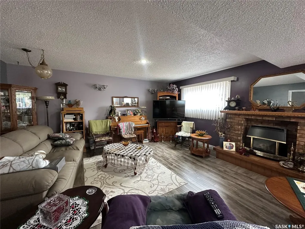 32 4th Street SE Preeceville SK S0A 3B0