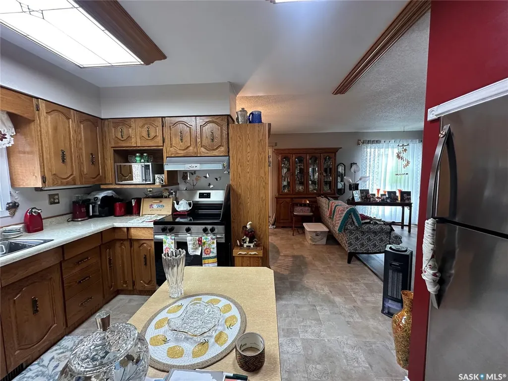32 4th Street SE Preeceville SK S0A 3B0