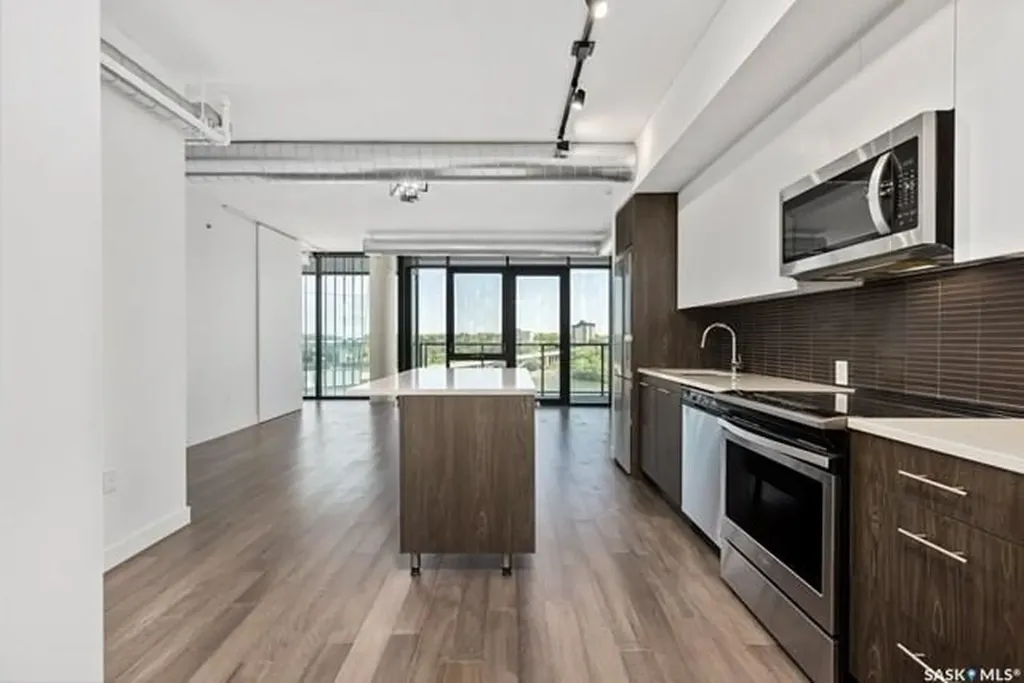 490 2nd Avenue S Saskatoon SK S7K 1M5