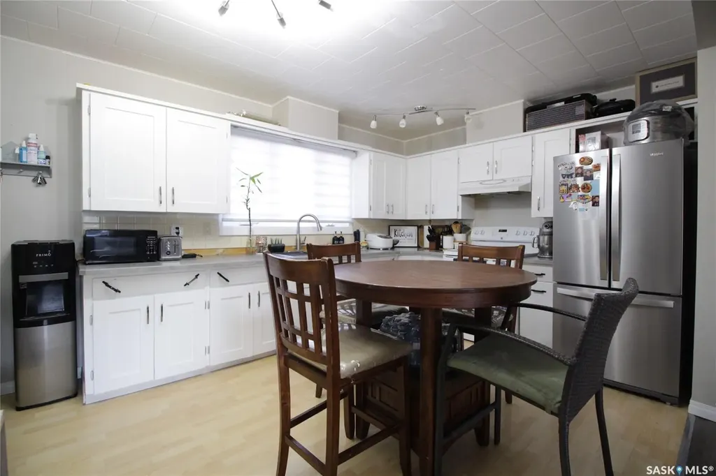 1101 Gordon Street Moosomin SK S0G 3N0
