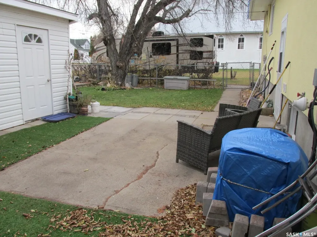 311 1st Street W Nipawin SK S0E 1E0