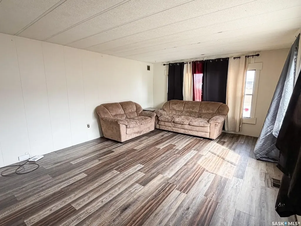 56 Clark Crescent Meadow Lake SK S9X 1C3
