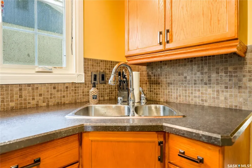 334 Robinson Street Regina SK S4R 3R2