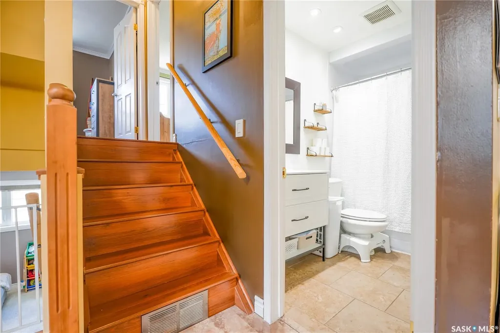 334 Robinson Street Regina SK S4R 3R2