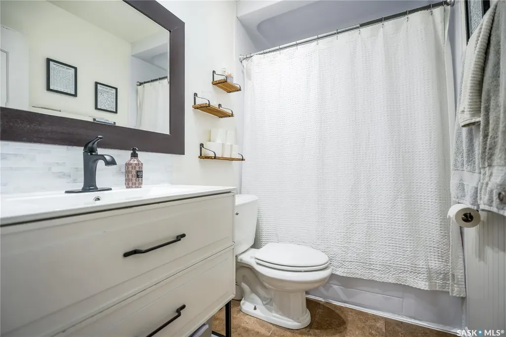 334 Robinson Street Regina SK S4R 3R2