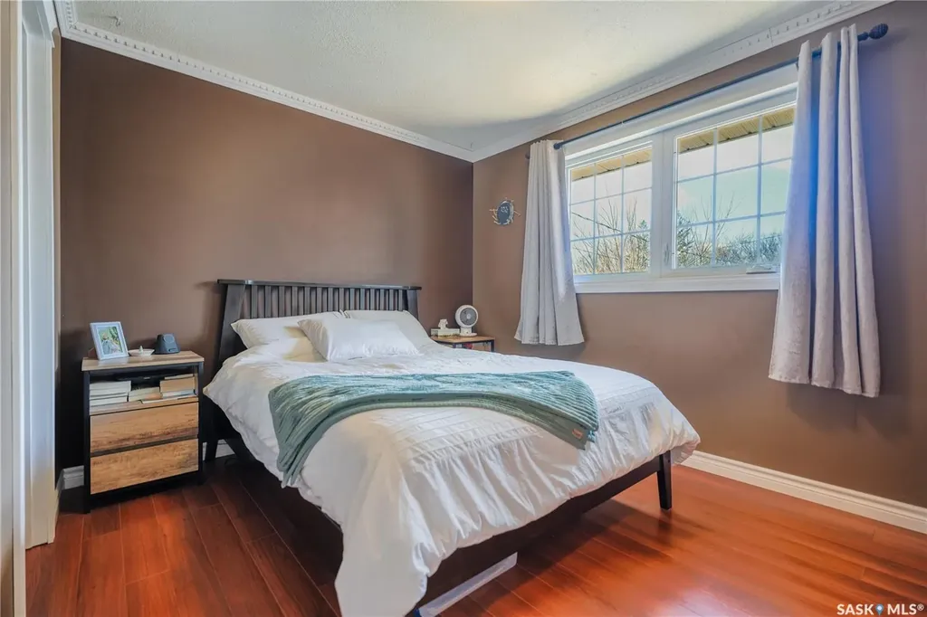 334 Robinson Street Regina SK S4R 3R2