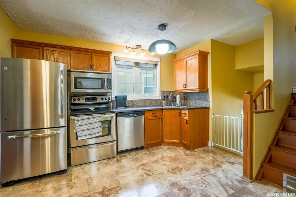 334 Robinson Street Regina SK S4R 3R2