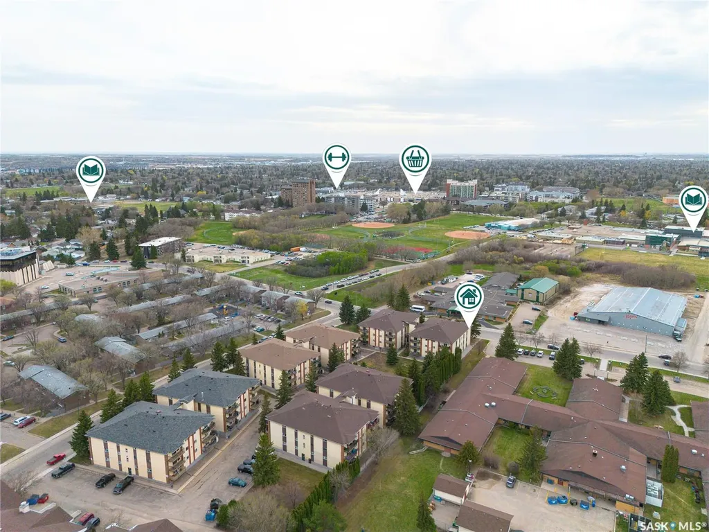 2013 Arlington Avenue Saskatoon SK S7J 2H6