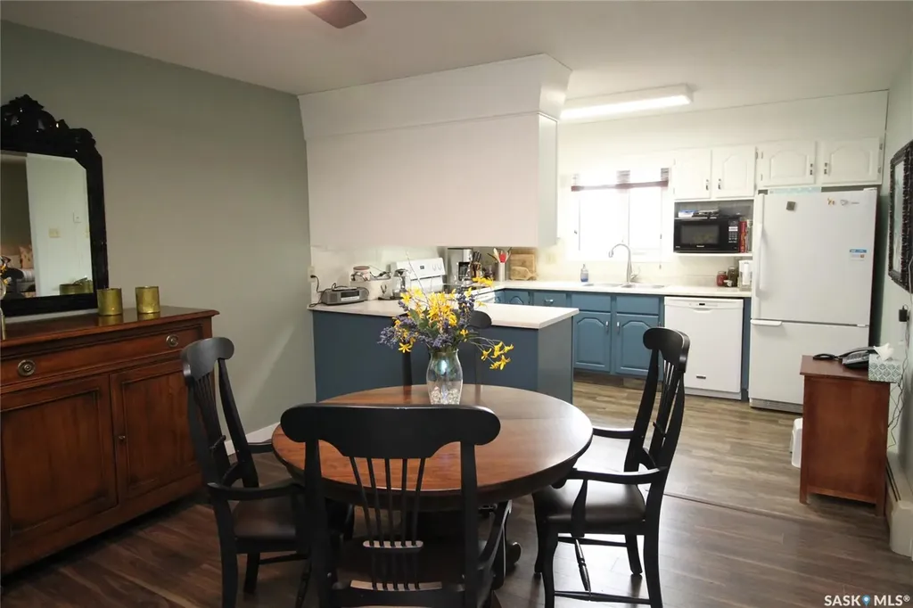 2013 Arlington Avenue Saskatoon SK S7J 2H6