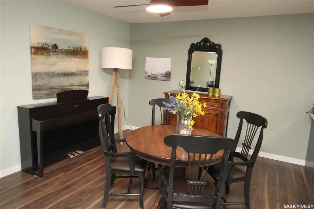 2013 Arlington Avenue Saskatoon SK S7J 2H6
