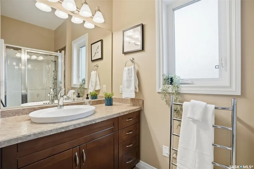 139 Pulles Crescent Saskatoon SK S7R 0B4