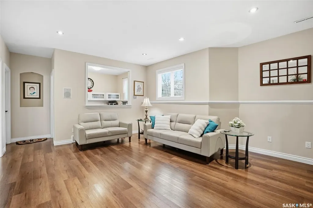 139 Pulles Crescent Saskatoon SK S7R 0B4