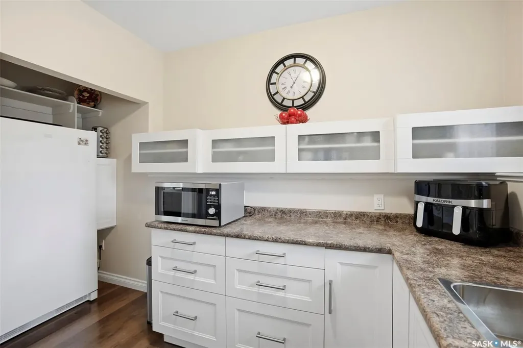139 Pulles Crescent Saskatoon SK S7R 0B4