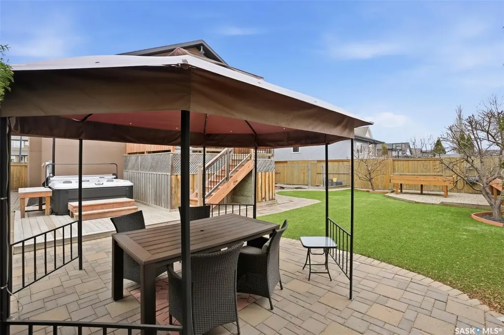 139 Pulles Crescent Saskatoon SK S7R 0B4