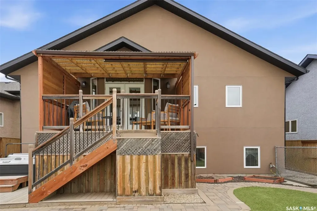 139 Pulles Crescent Saskatoon SK S7R 0B4